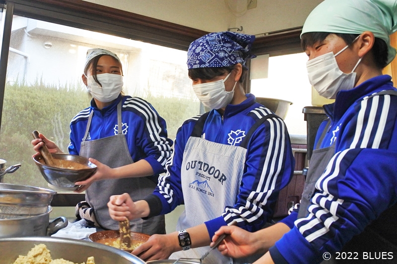 【ホームタウン活動】SMGの伝統行事!コマデリさんと味噌づくり